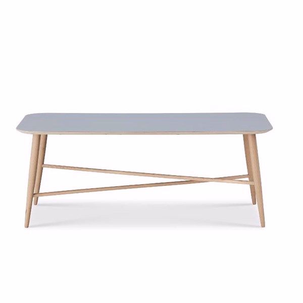 Thomsen Furniture l Cross sofabord l Massiv egetræ