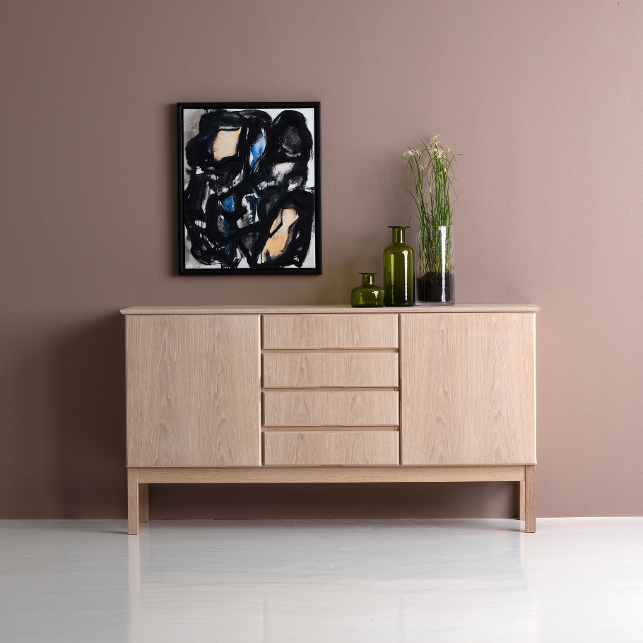 Klim Furniture - Skænk 2087 - Eg hvidolie 153 cm x 83 cm x 40 cm | Møbelsalg.dk