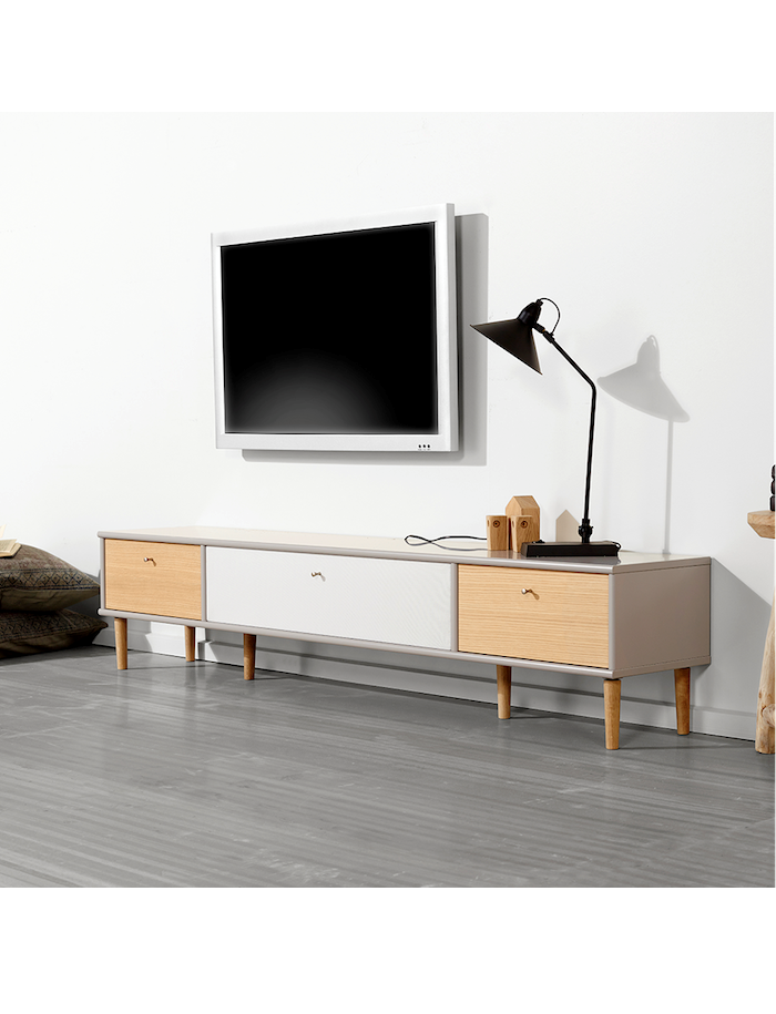 Mistral TV Bord - Egetræ 177 cm x 37 cm x 32.5 cm | Møbelsalg.dk