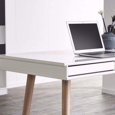 MISTRAL Skrivebord